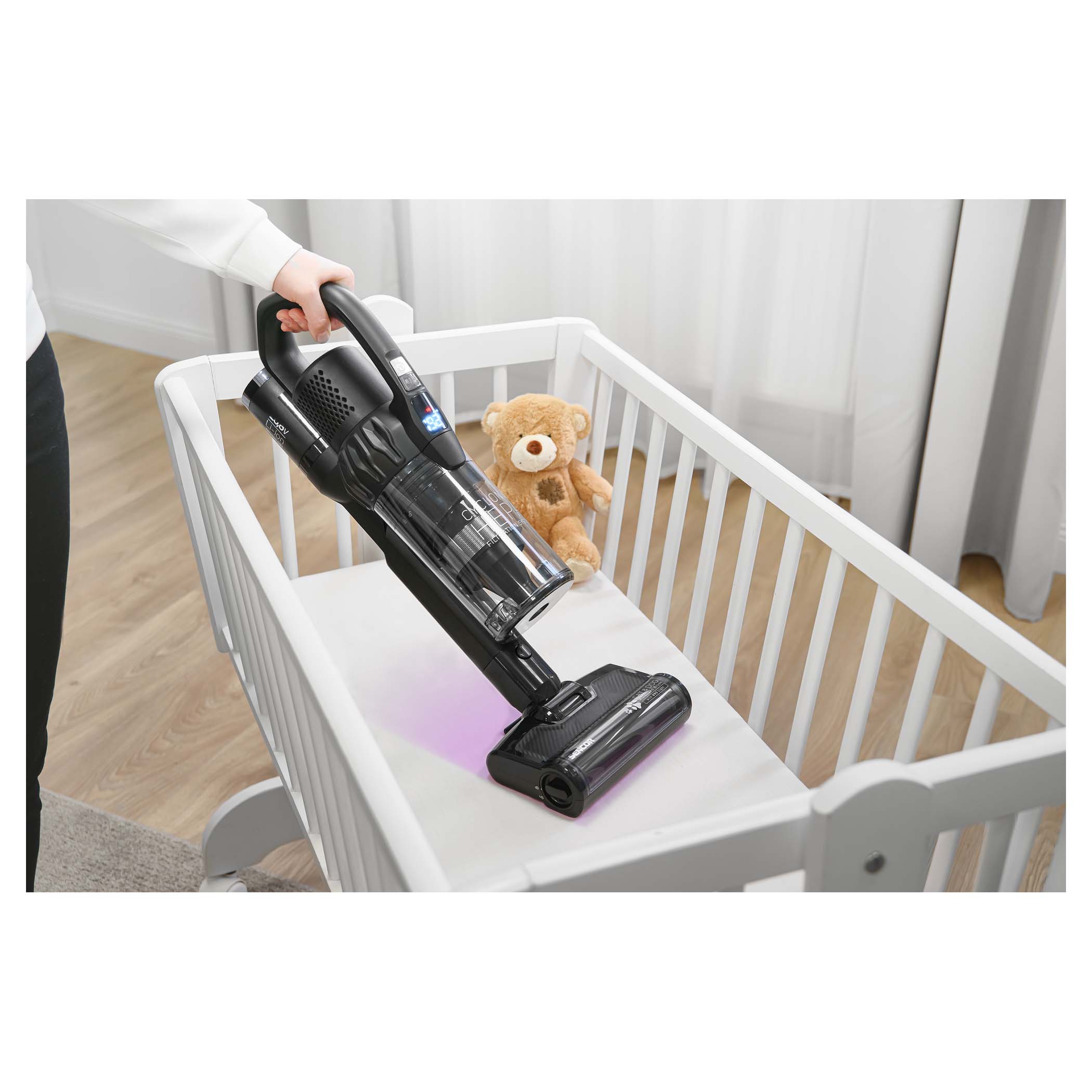 Black + Decker Electric Cleaning Brush Long Handle Lithium Battery